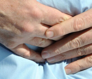 abdominal-pain-when-is-it-time-to-visit-a-doctor